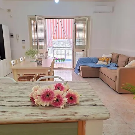 Apartamento Ambra Stazzo Exterior foto