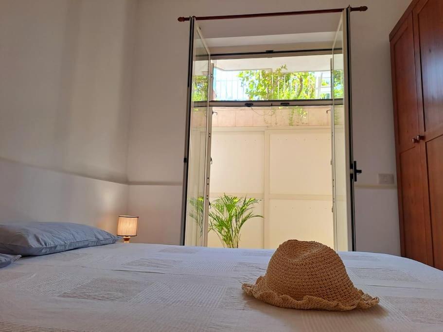 Ambra Apartment *